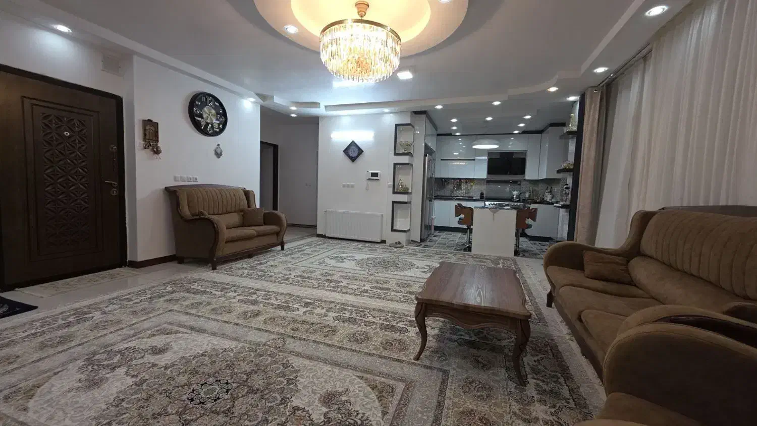 یک واحد آپارتمان در باغبادران