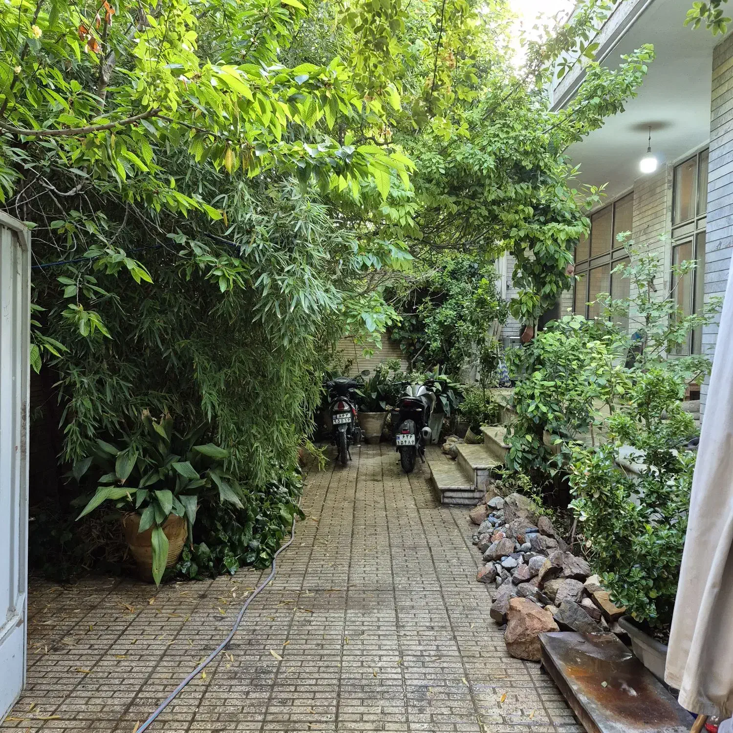 خانه ویلای شهیدان غربی