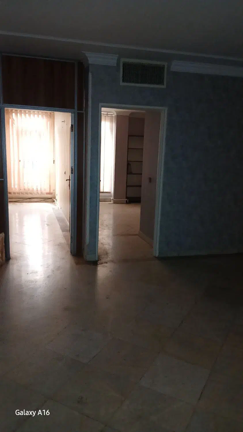 ۴۰۰ متر بنا در دو طبقه مستقل در گیشا