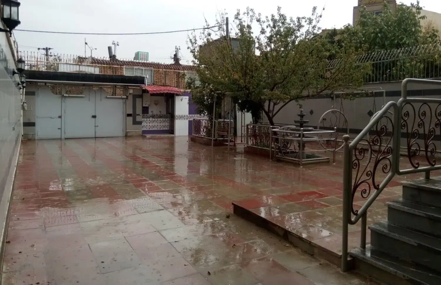 آموزشی. ورزشی و غیره با ۲۰۰م حیاط.اول بعثت