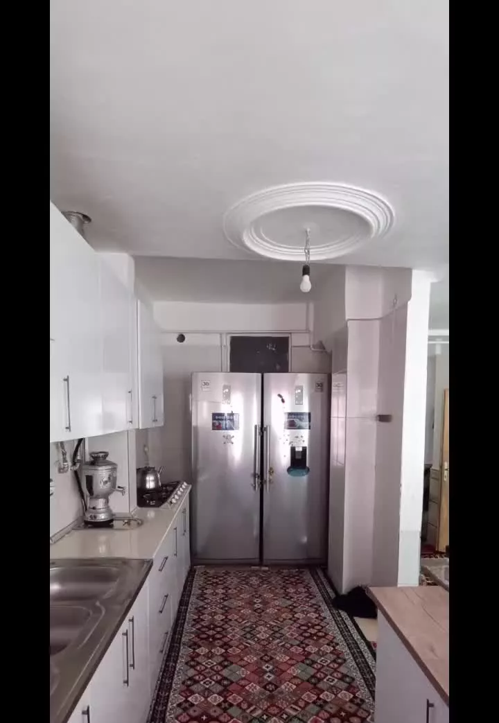 ساختمان در خیابان پانزده خرداد استقلال چهار