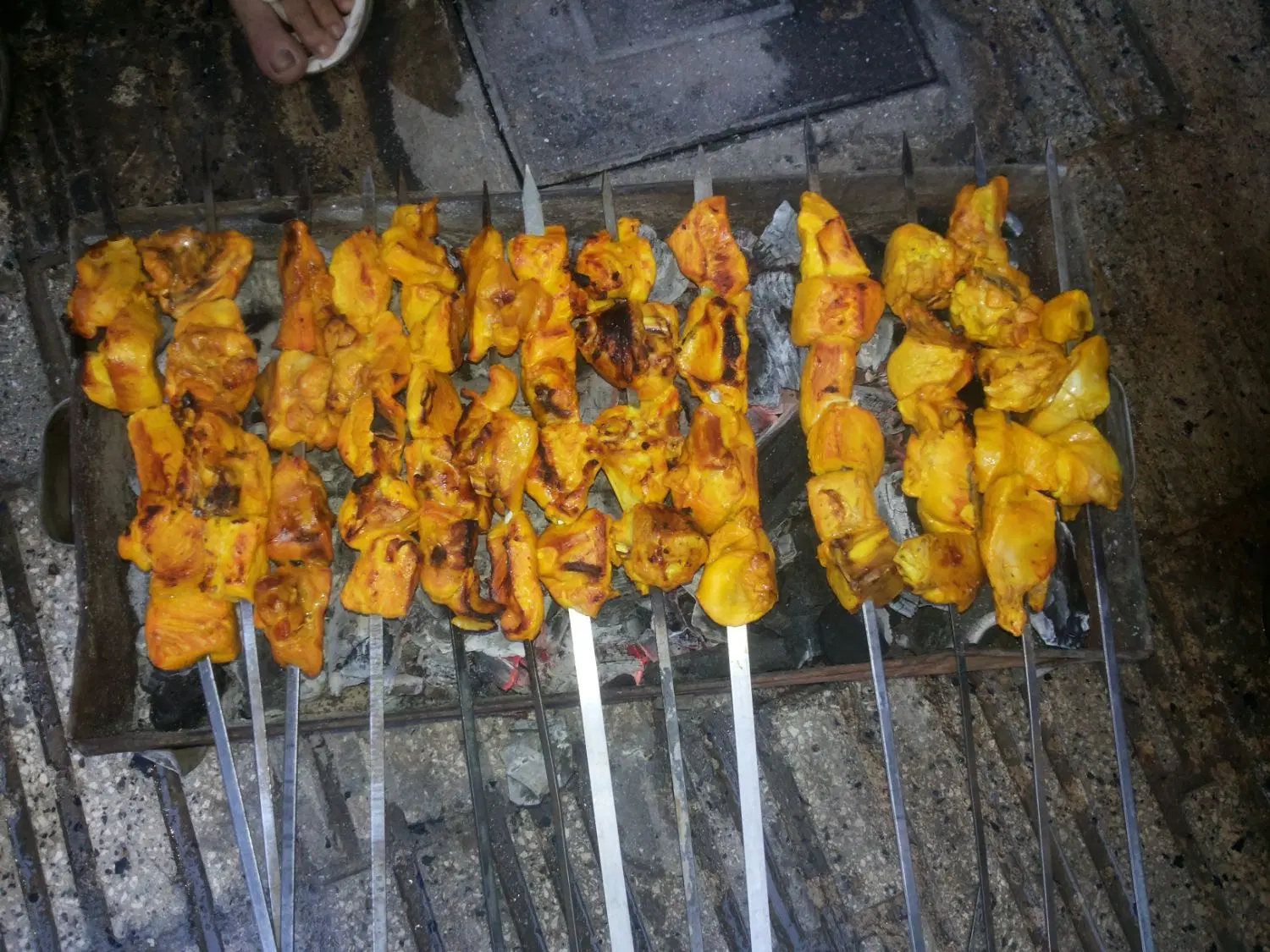 ۶ متر زیر پله برای اجاره