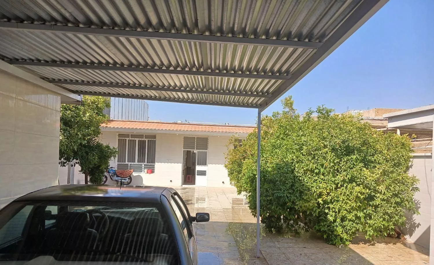 خونه باغ ۳۸۴متر با مغازه تجاری۳۲ معاوضه و فروش