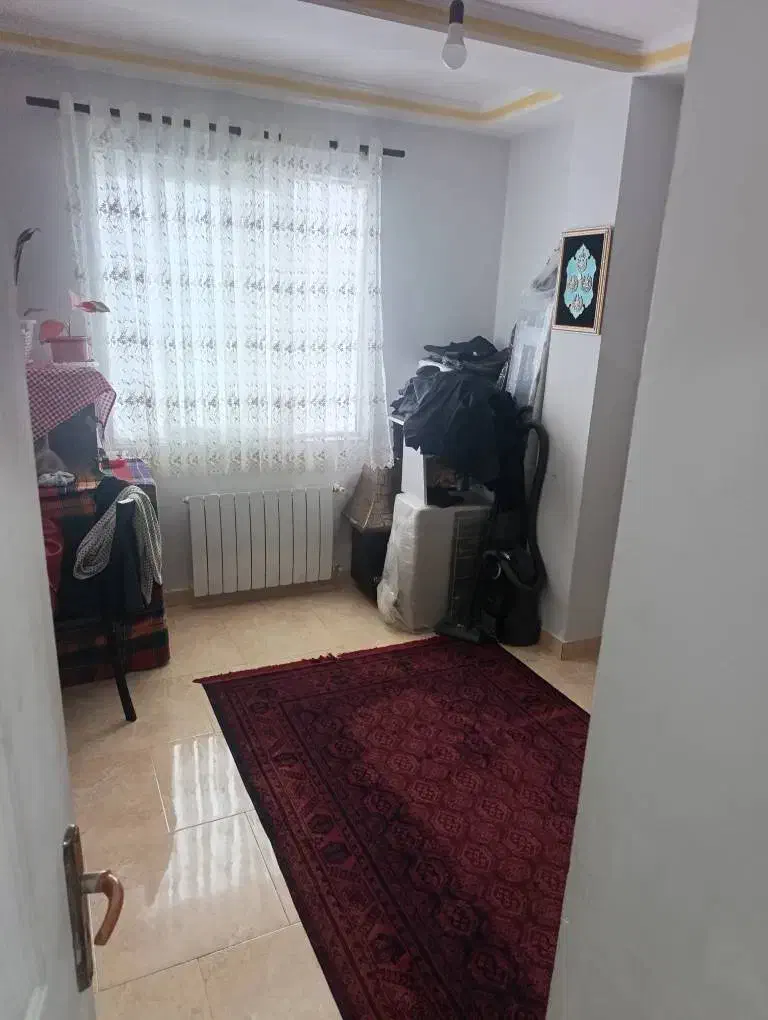 واحد خوش نقشه شیک 90متری پشت پمپ بنزین غازیان