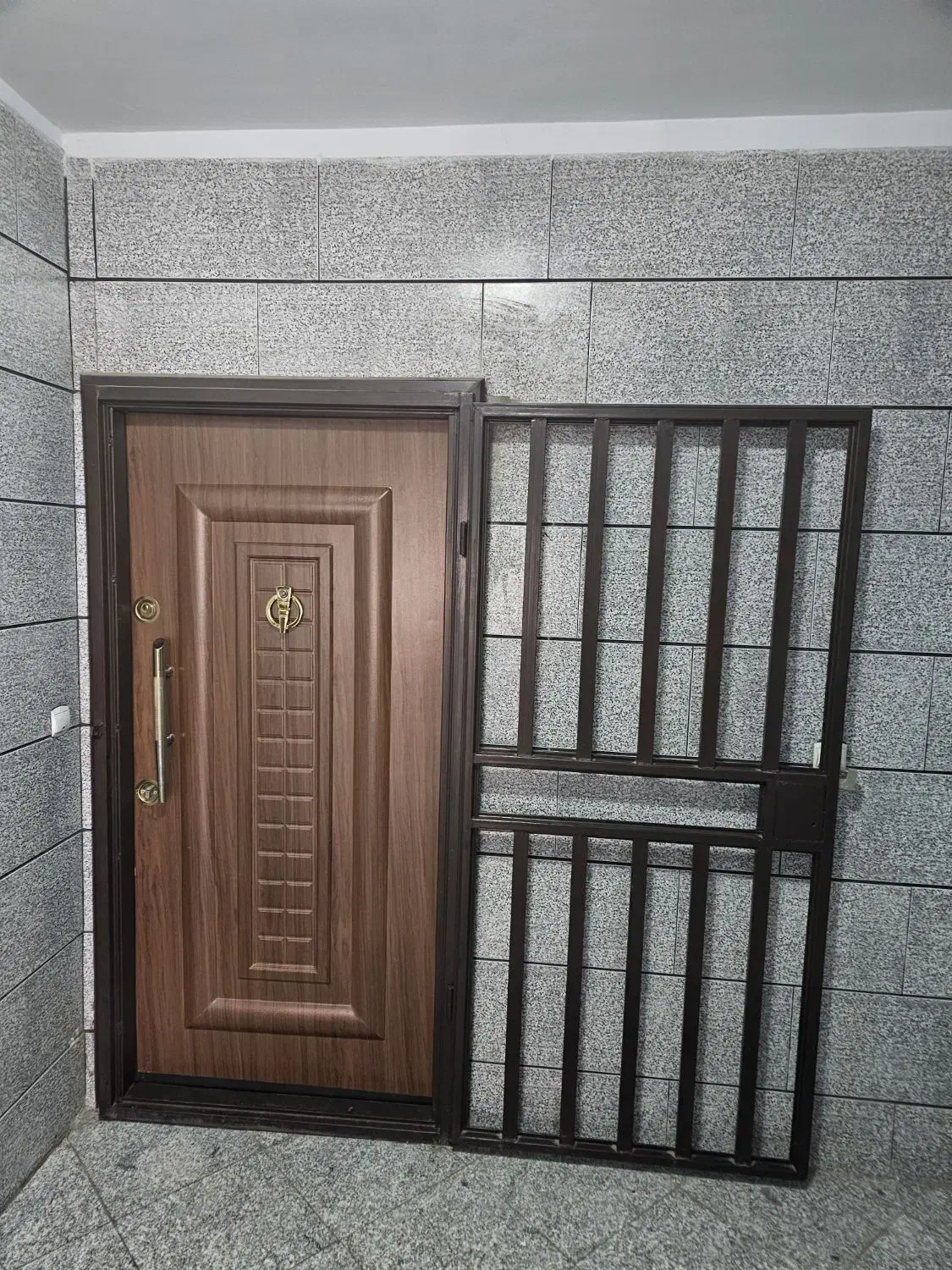 آپارتمان باغستان ۷۷ متری