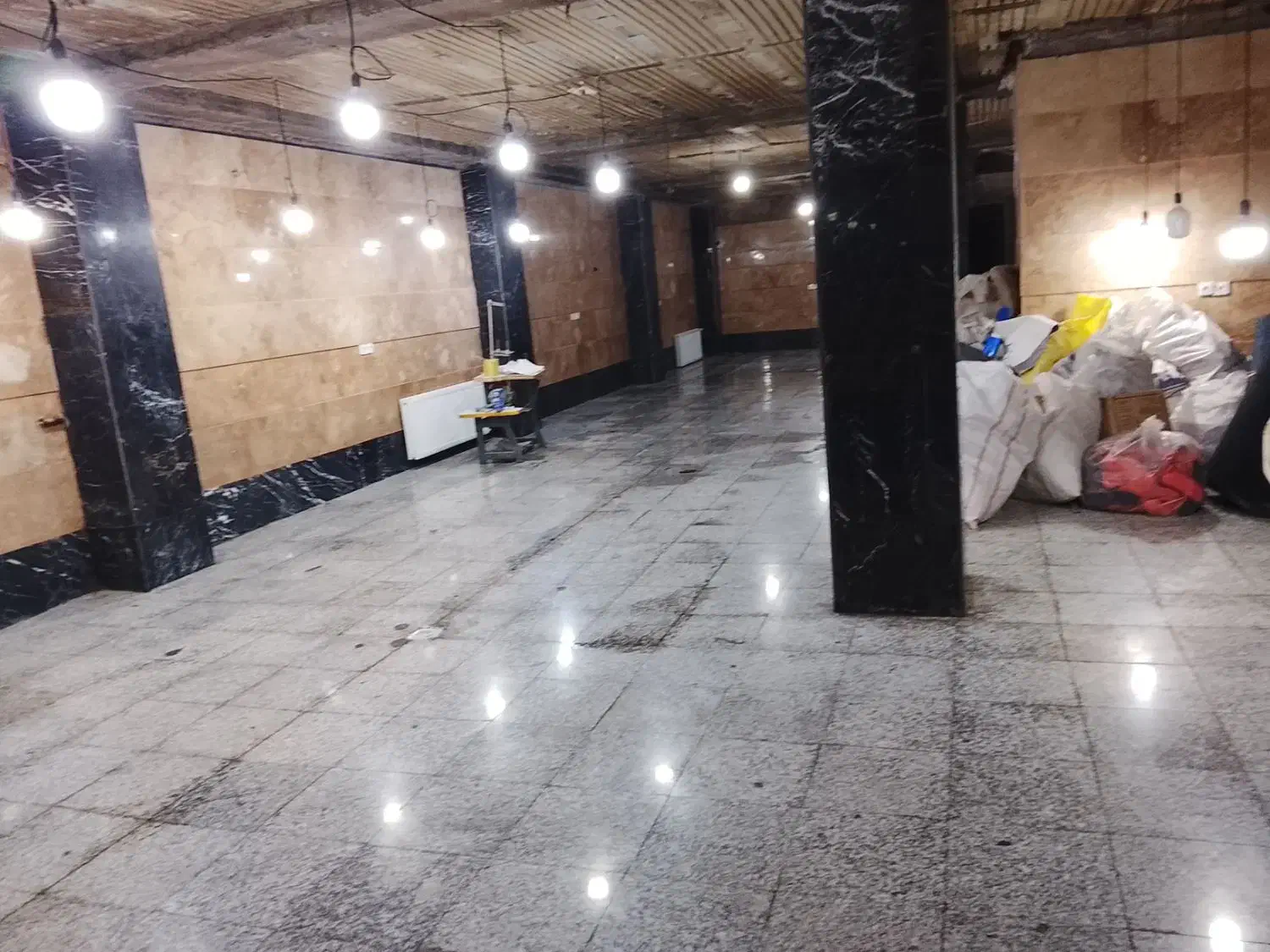 زیر زمین 160مترنوساز فول امکانات نصیر شهر
