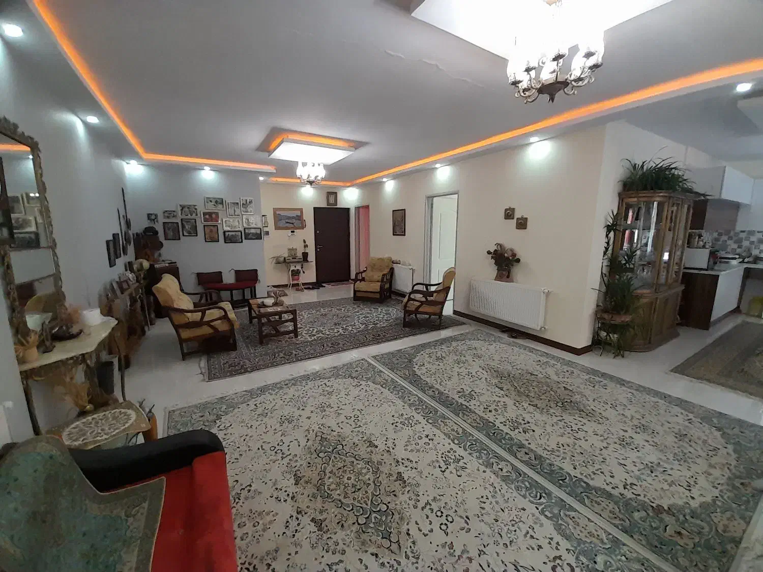 آپارتمان ۱۲۵متر ۲خوابه تکواحدی فول امکانات