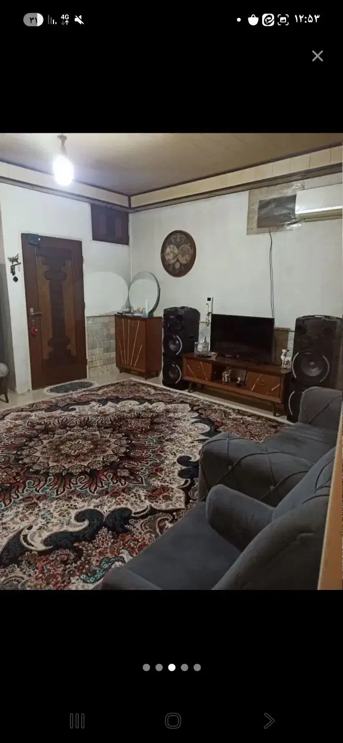 طبقه اول.۷۰ متر .آزادگان