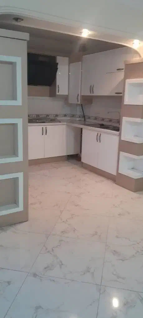 آپارتمان ۶۰ متری آذربایجان پارکینگ دار