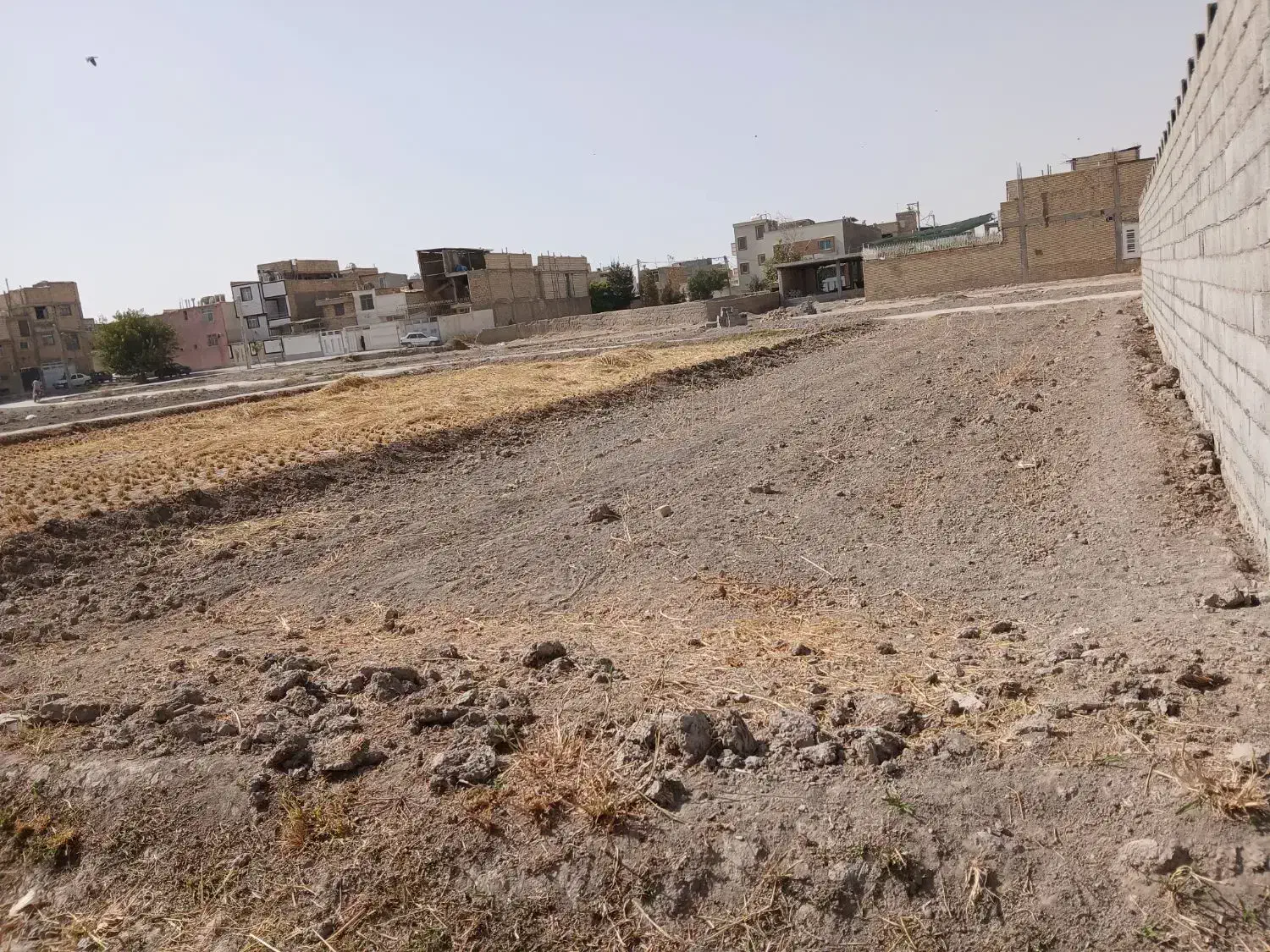 ‌زمین مسکونی کرسگان دو کله زمین