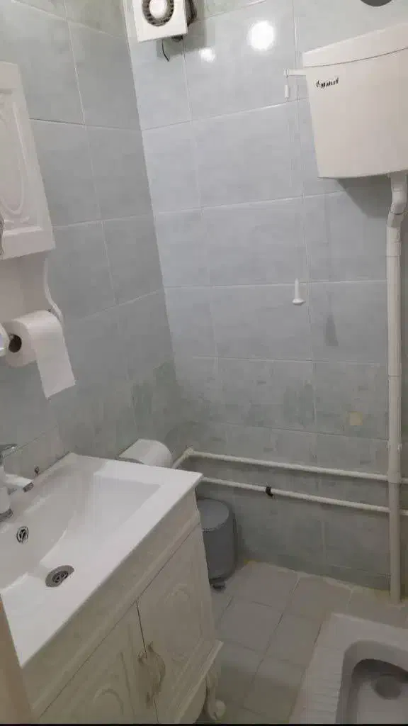 ۶۵ متری دو خوابه گذر ۸ متری