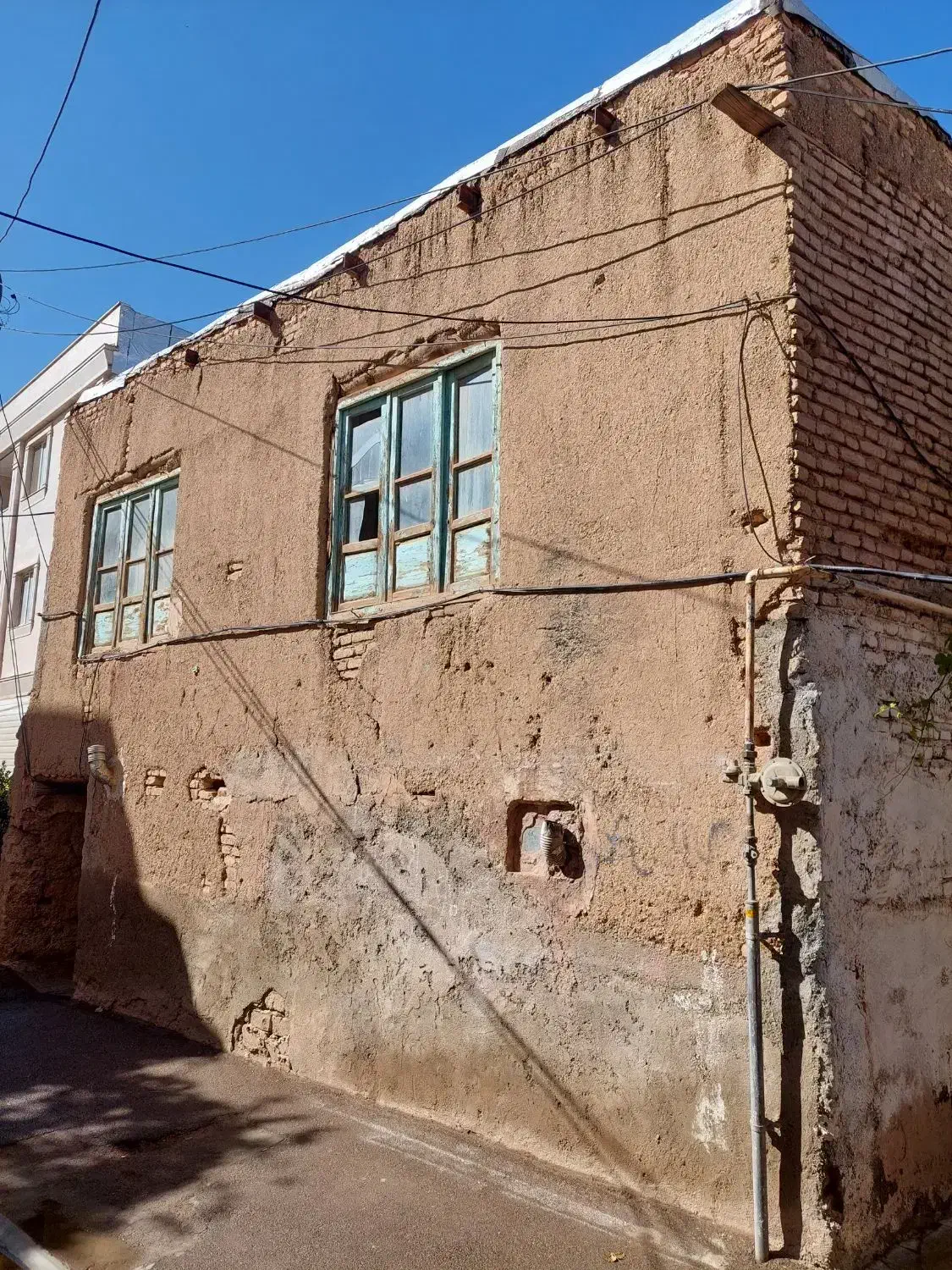 دو باب خانه کلنگی تجمیعی و بافت فرسوده