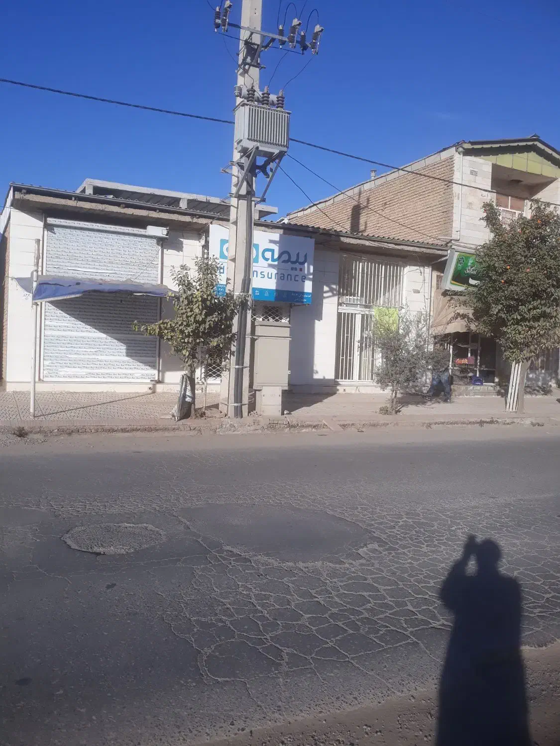 اجاره مغازه ۶۵ متری کلا سرامیک در خ ۳۰ متری آق قلا