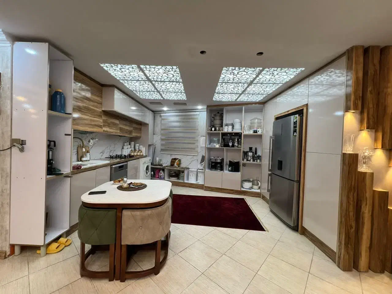 پنت هوس ۲۰۰ متری ۳ خوابه