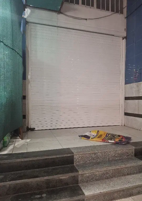 مغازه ۴۷بر دستغیب