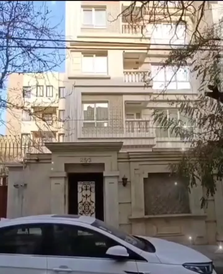 آپارتمان نوساز ۱۷۰ متری