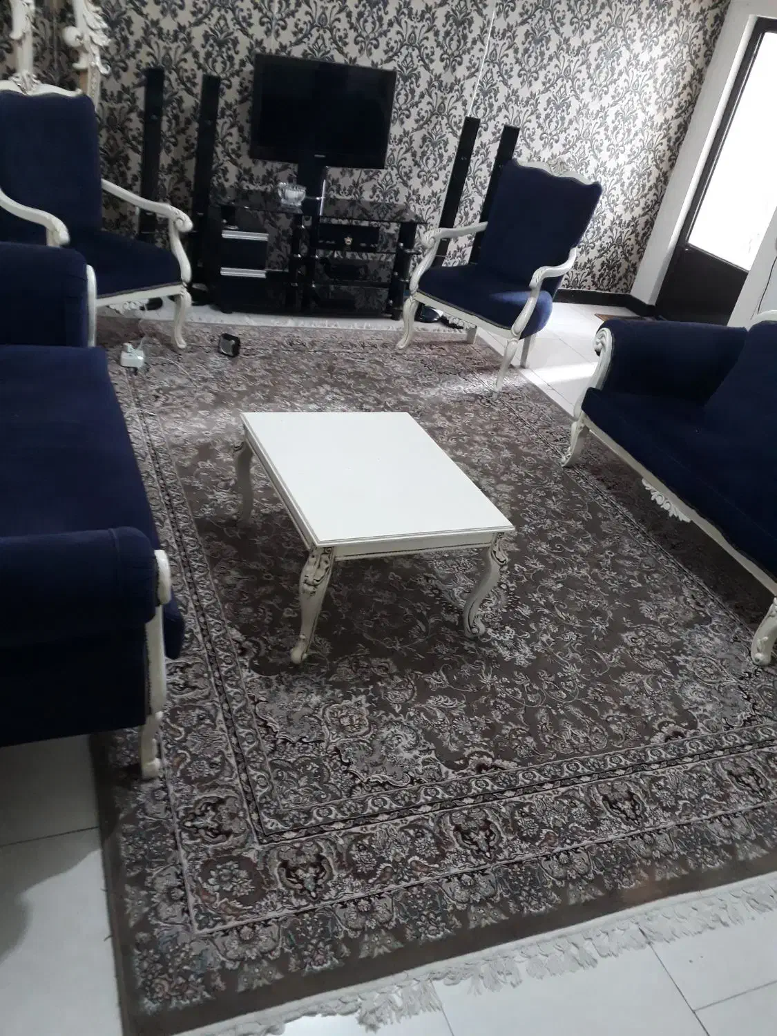هم خونه خانم