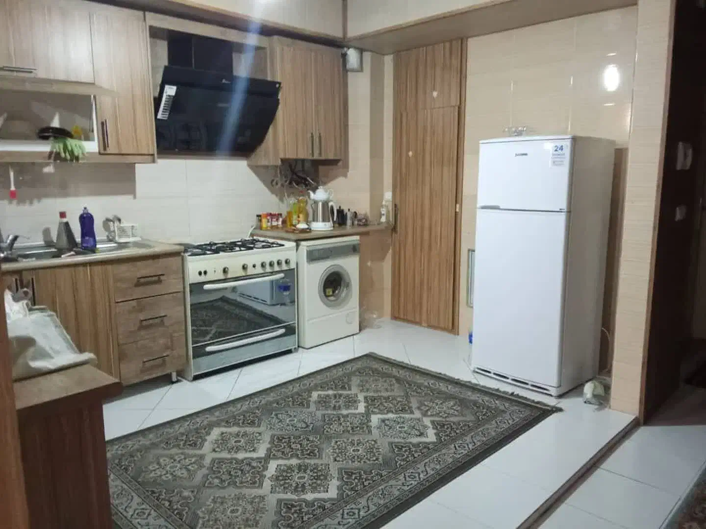 اپارتمان 95 متری دو خواب فول امکانات میدان ابوطالب