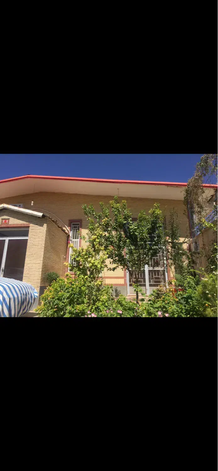 ۴۰۷ مترمربع خانه ویلایی