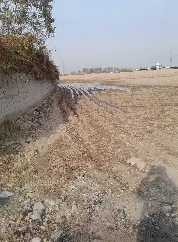 زمین در قطعات ۴۰۰ متری به بالا