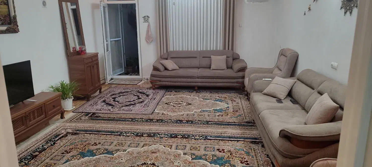 فروش خانه ویلایی حیاط دار