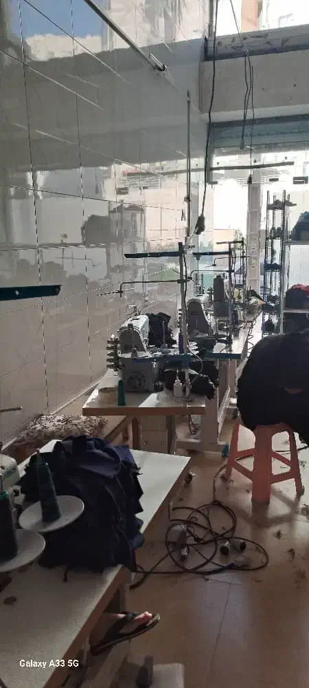 مغازه فروشی