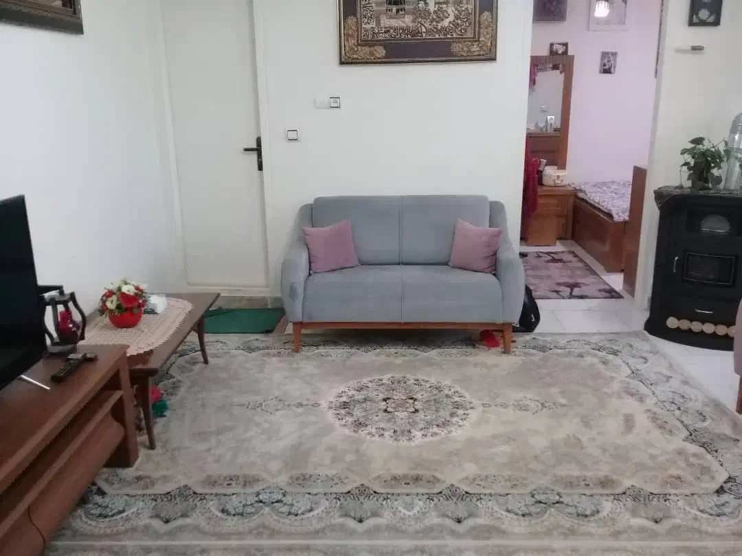 واحد ۵۰ متری فروشی