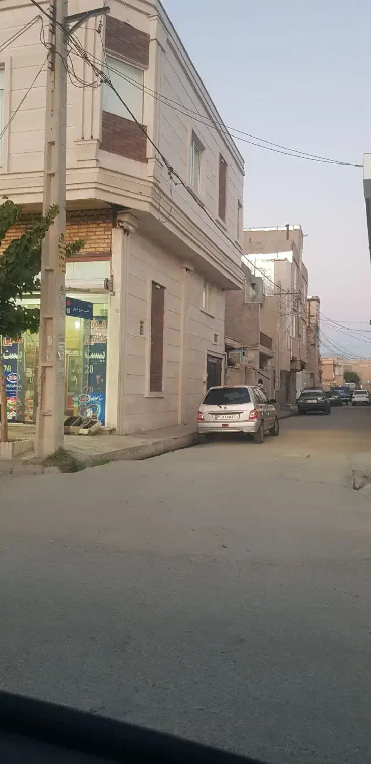 ۱۳۲متری چهارباغ