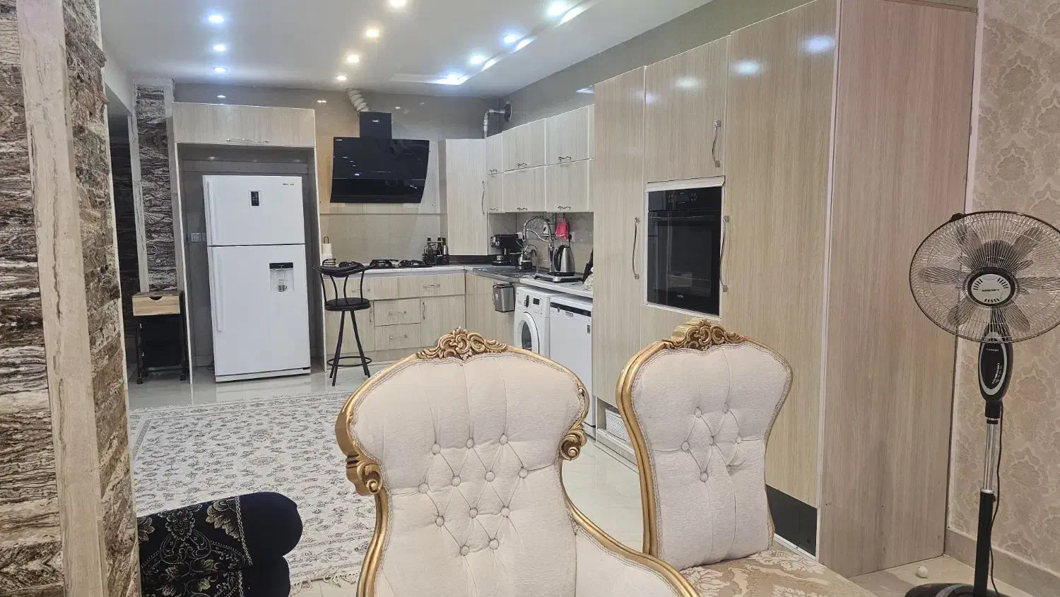 فروش منزل مسکونی فیروزاباد