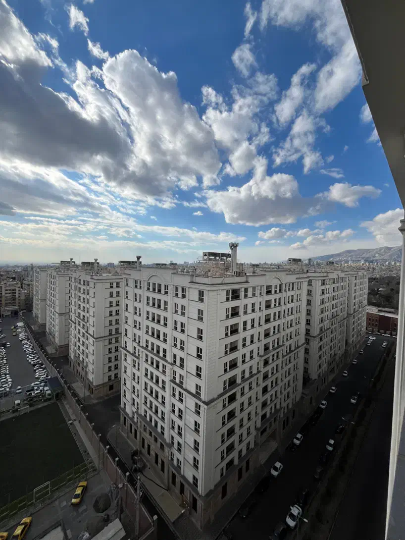 ۹۴ متر برج نگین پیروزی رونیکا پالاس عمارت مجلل