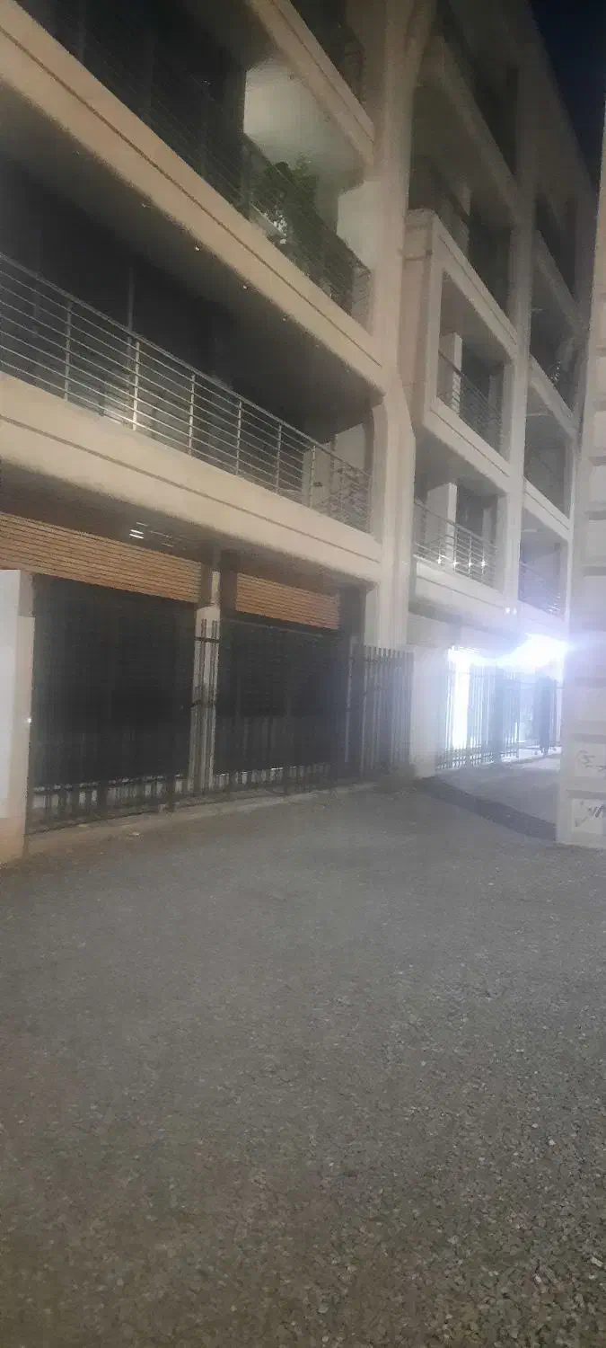 مغازه سایت کارگاهی بهارستان ۵۵ متر سند تک برگ