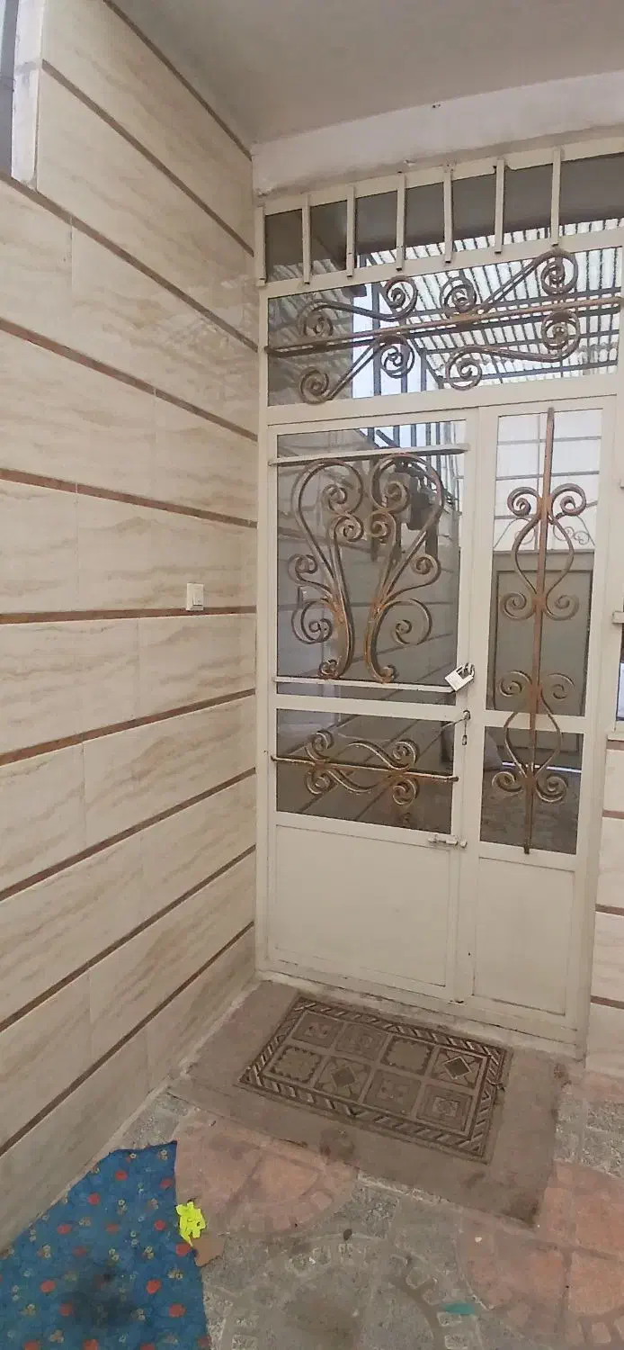 همخانه