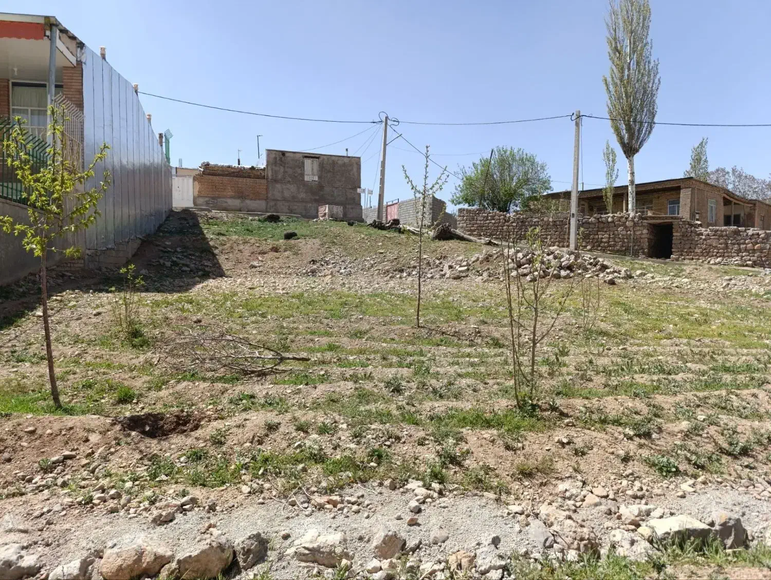 زمین مسکونی