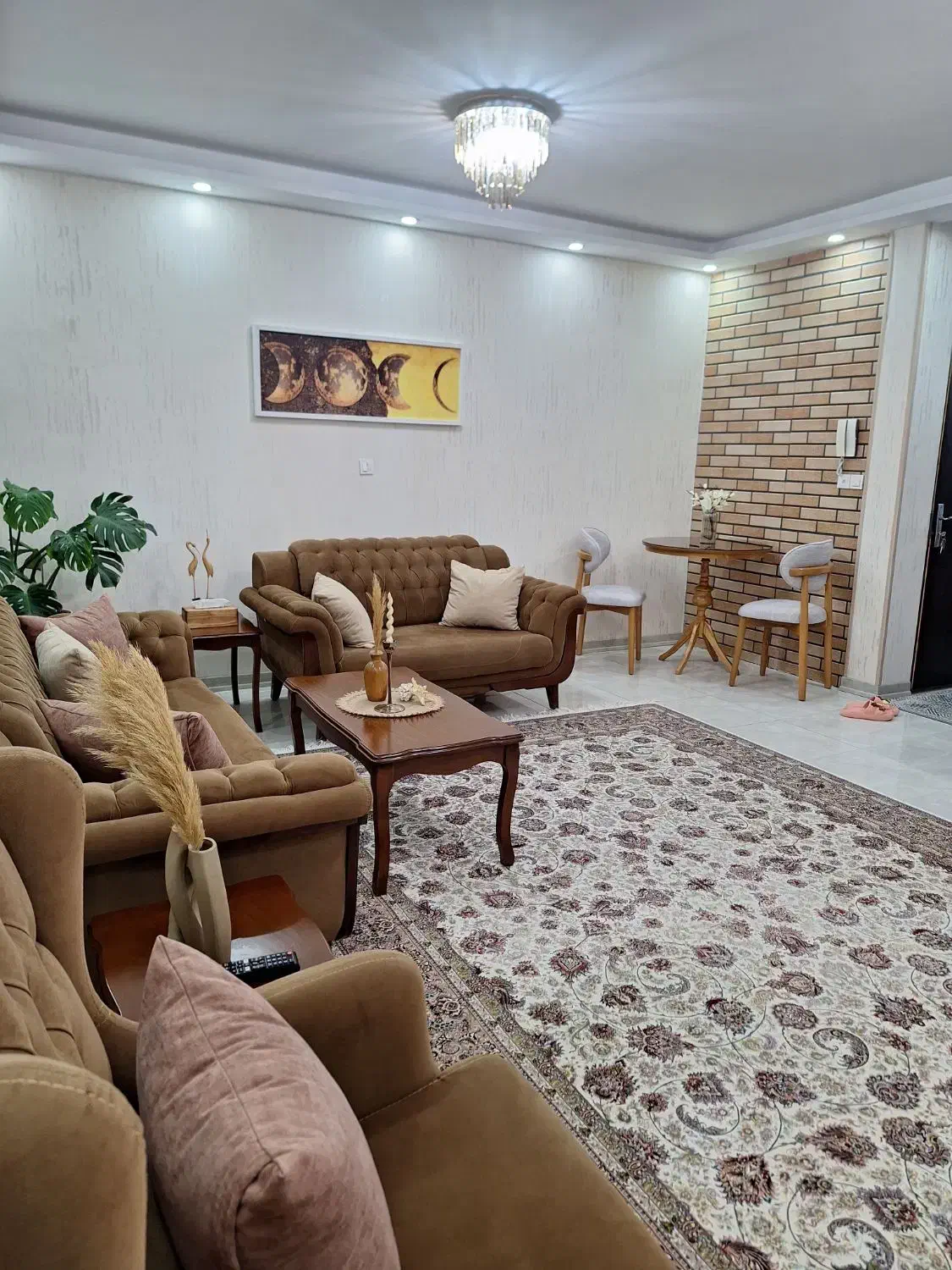آپارتمان ۷۵ متری نوساز فول امکانات دژچنار