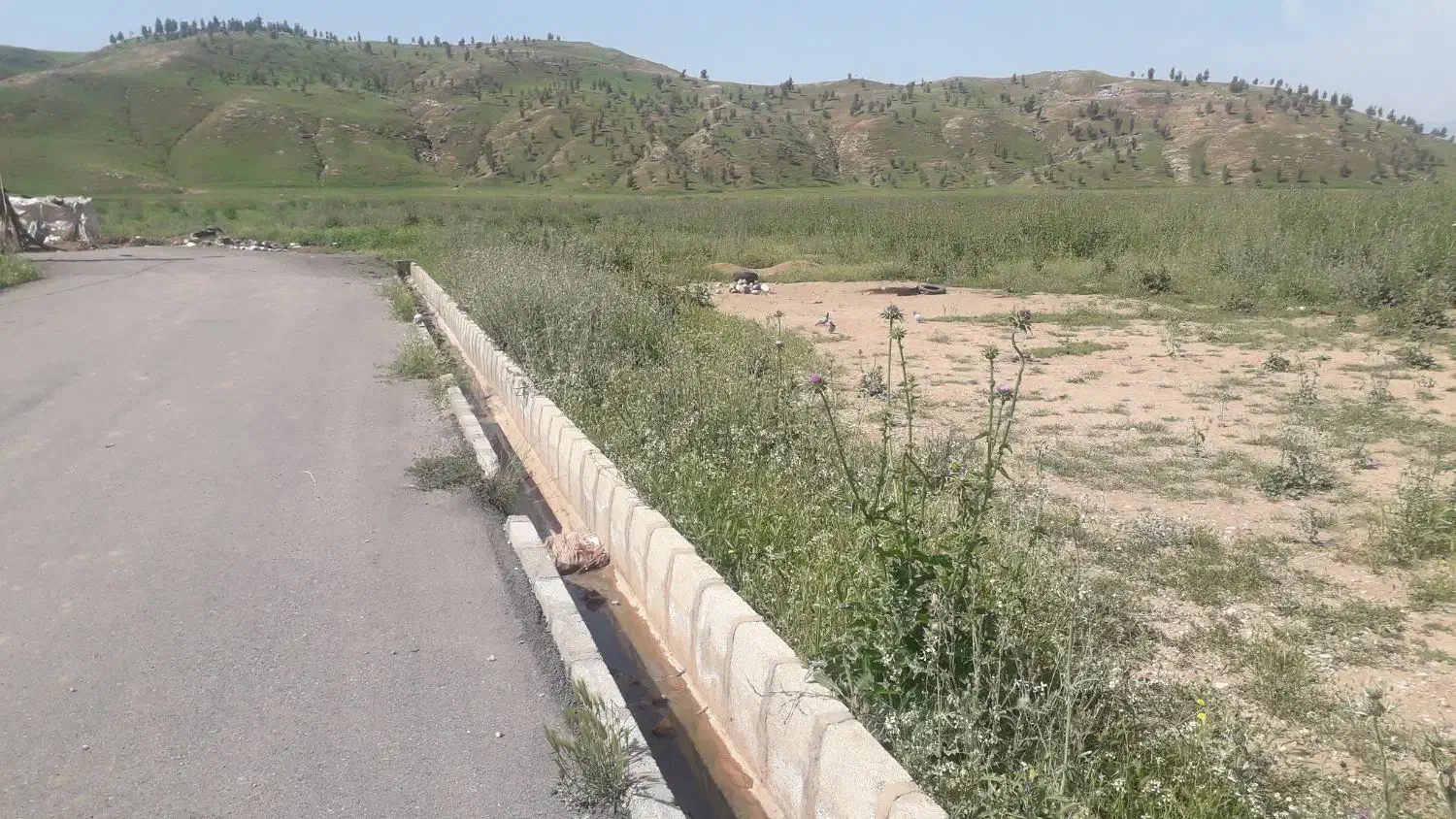 زمین مسکونی
