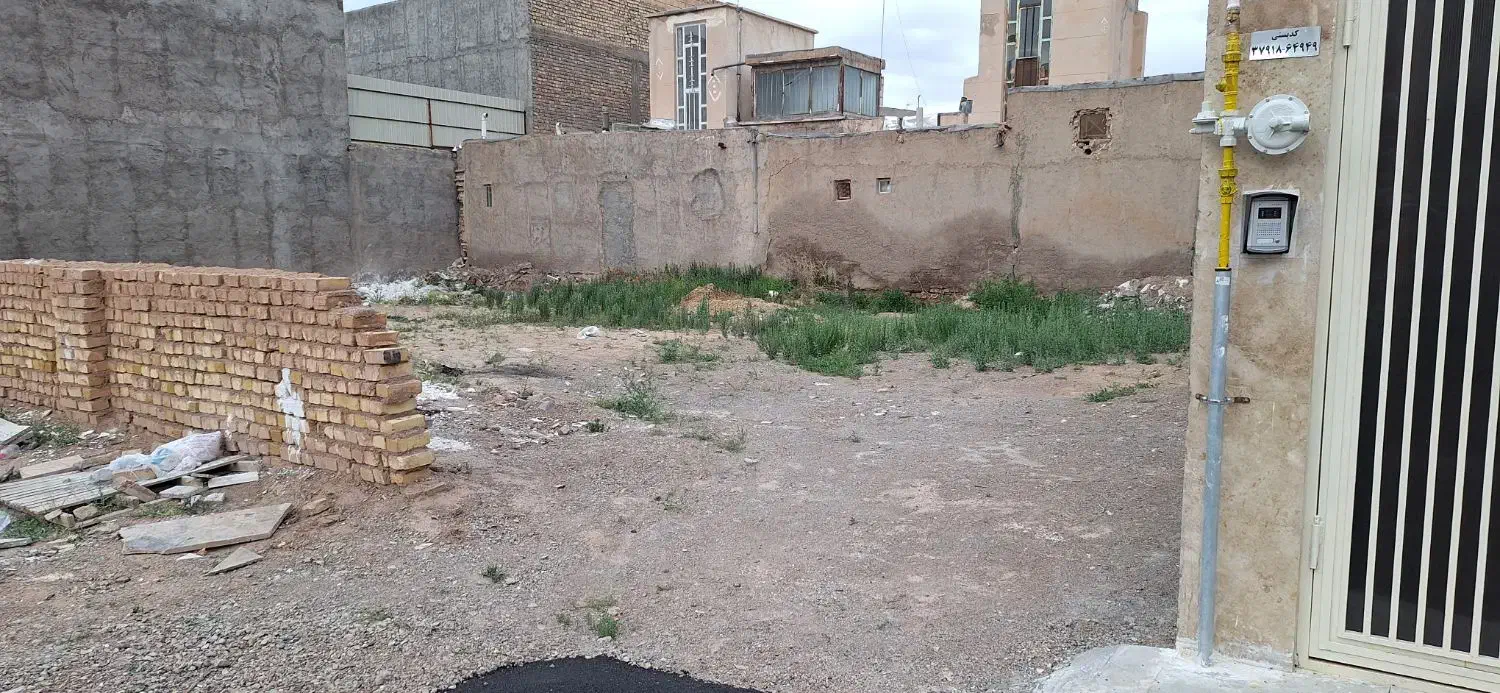 خانه کلنگی دارای ۲واحد