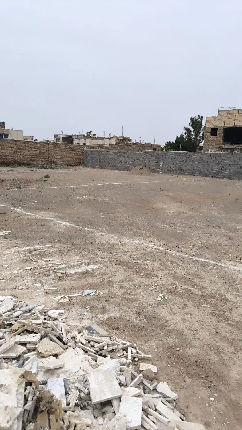 زمین با قابلیت تجاری و مسکونی