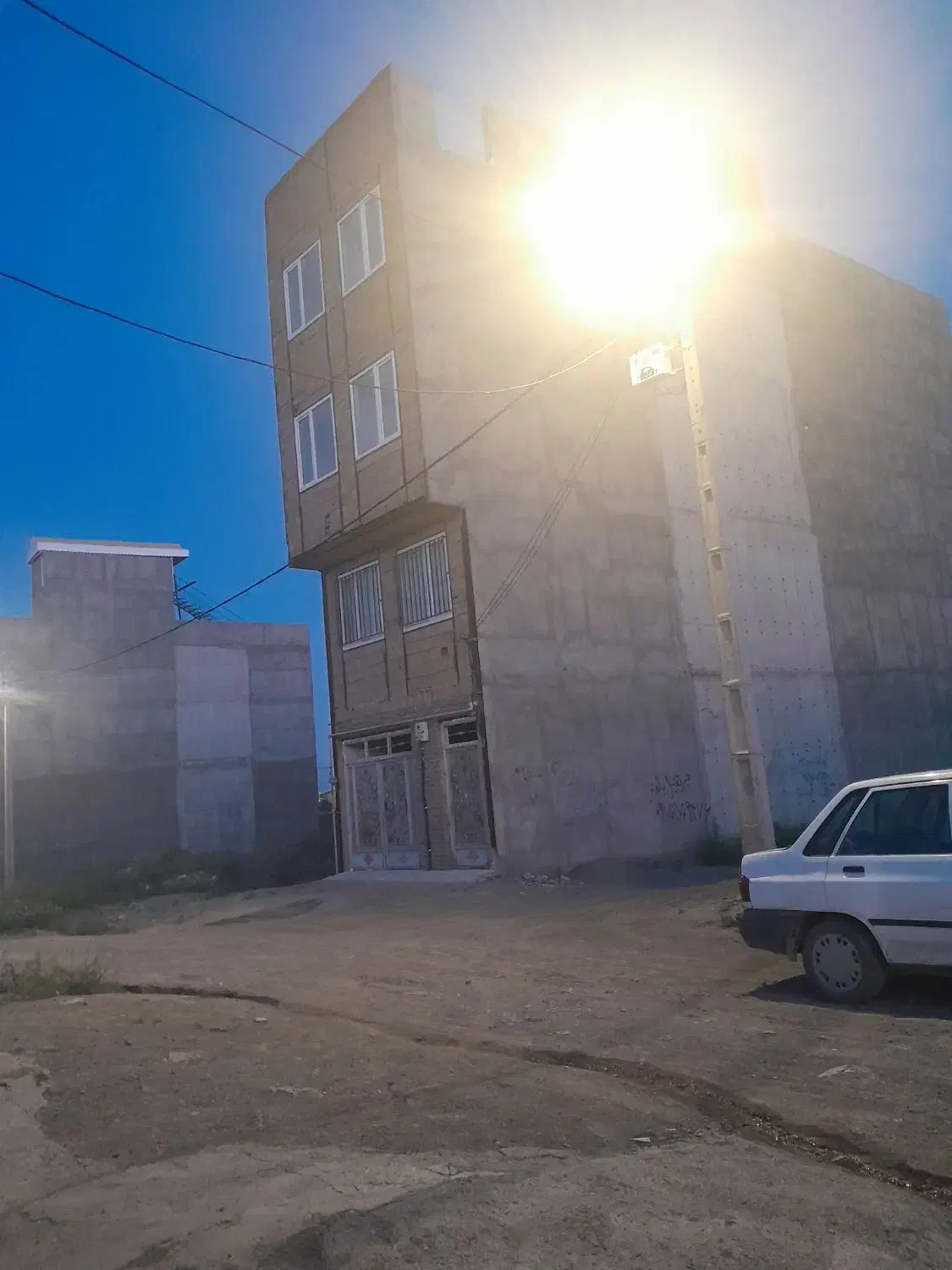 فروش آپارتمان ۳ واحد