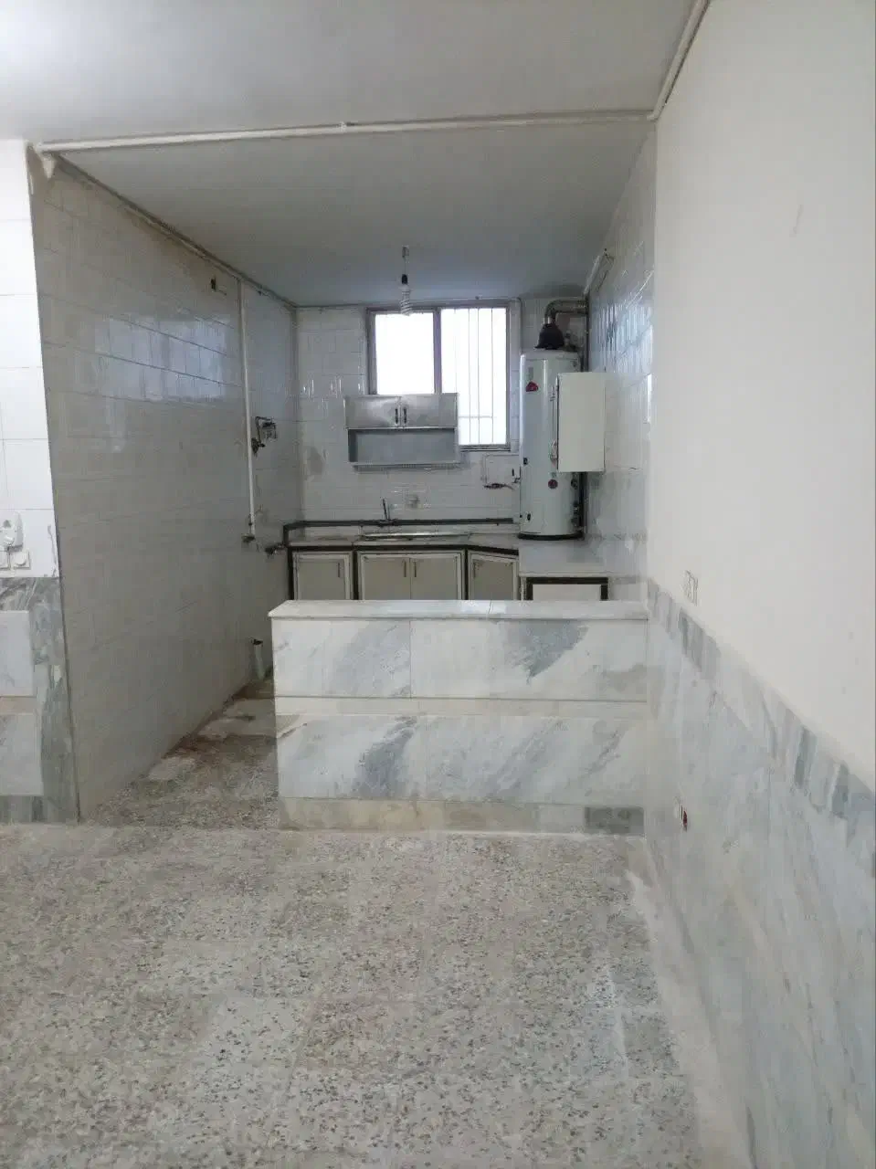 طبقه پایین فارابی جنوبی