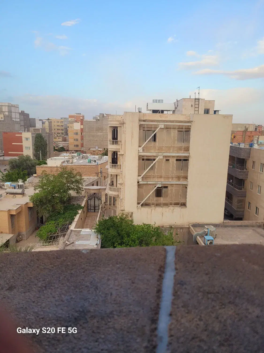 ۷۳ متری آلاشت