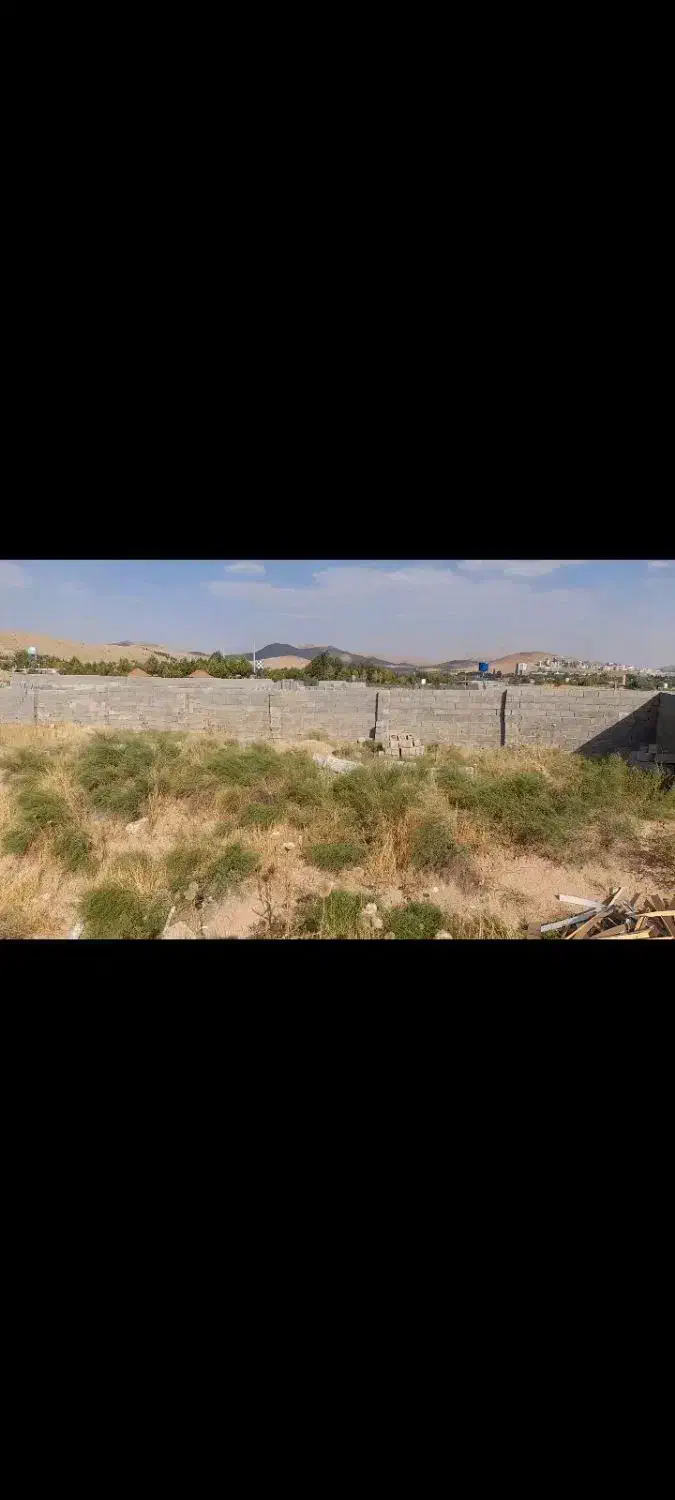 زمین صندوقی اماده ساخت درب حیاط ۱۰×۲۰
