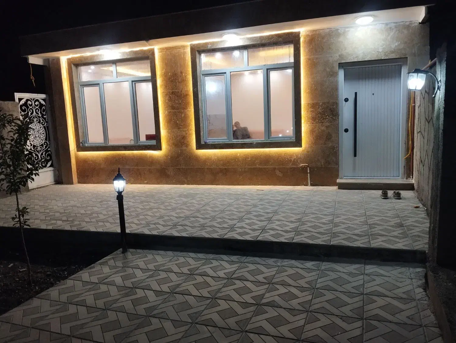 خانه در روستای جمع اب حاشیه آسفالت