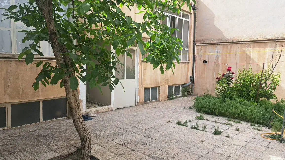 تجاری و مسکونی بر آل احمد(رنگرزها)