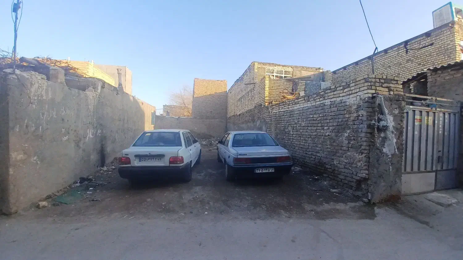 باسلام زمین ۶۰ متری
