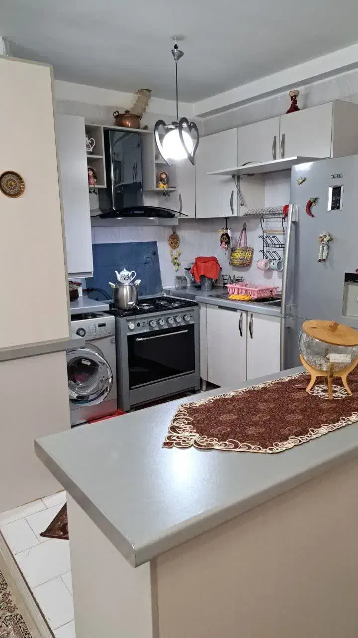 آپارتمان مسکن مهر ۶۸متری ط ۳ فول امکانات