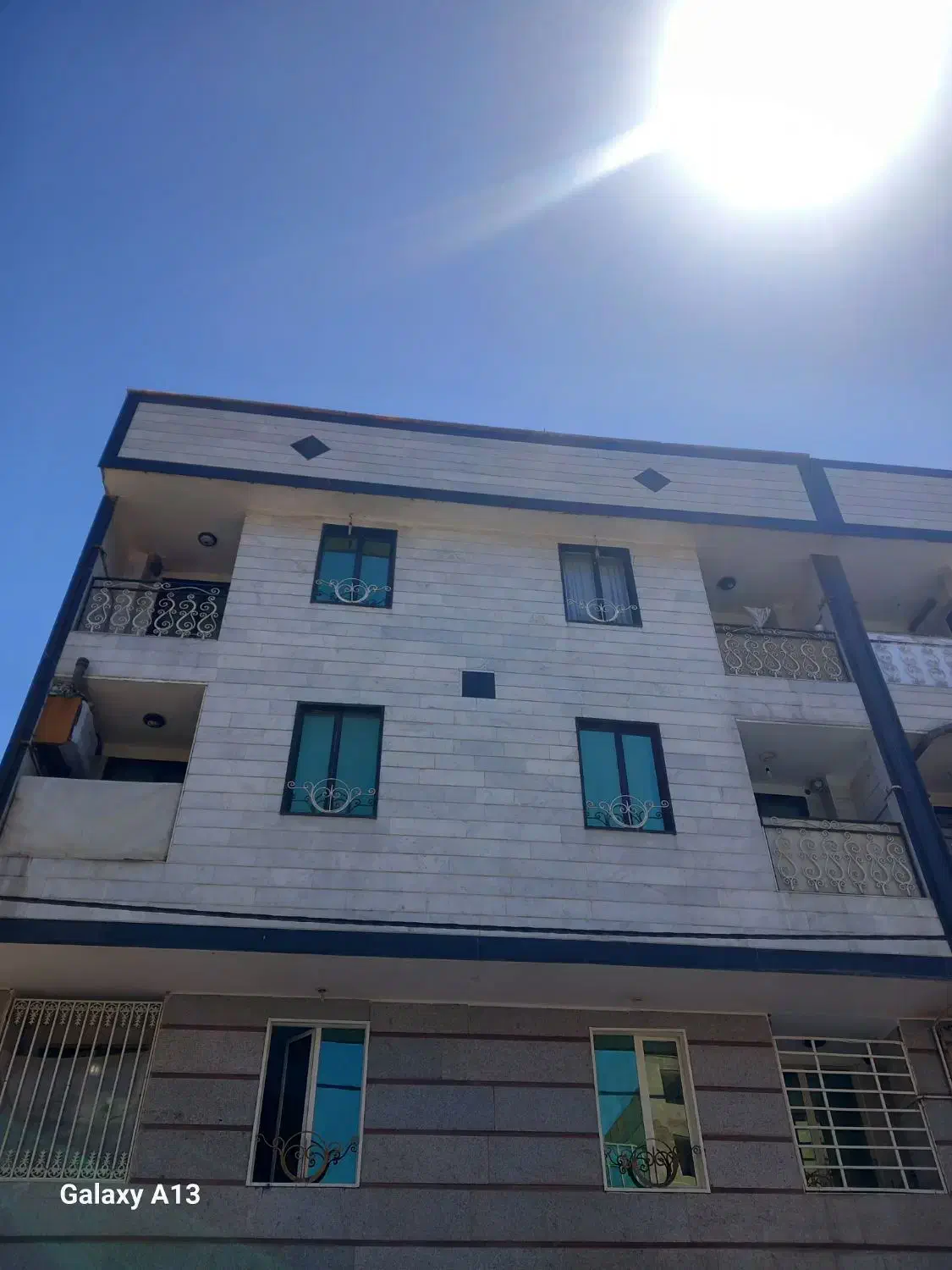 فروش۶۶متر ط ۲ نما فول امکانات سندتک برگ نسترن فرد