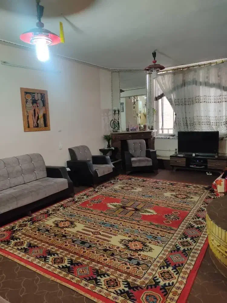 آپارتمان فرانسوی ساز