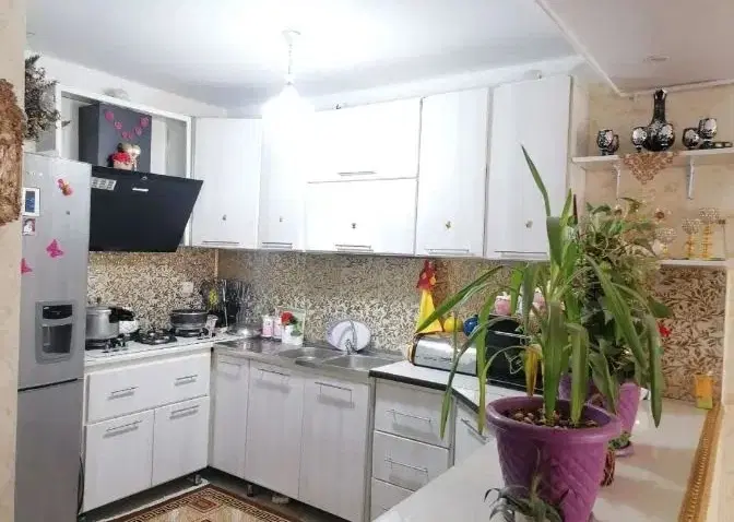 رهن و اجاره آپارتمان در خیابان محتشم
