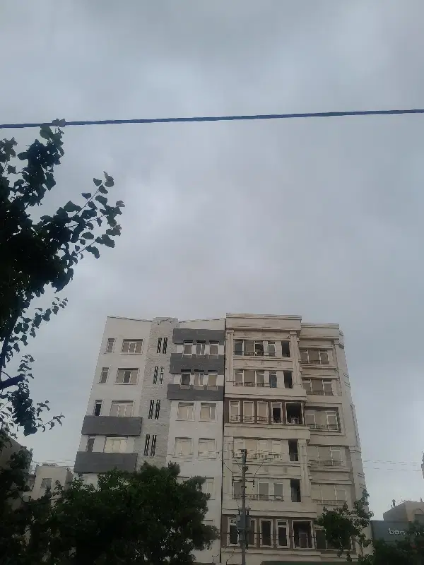 آپارتما۱۶۵متری دوخوابه رضاشهر طبقه سوم