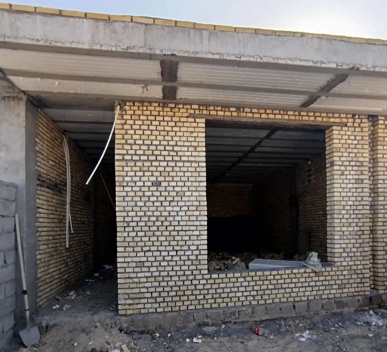 منزل سقف زده،دوخواب،مطبخ دار
